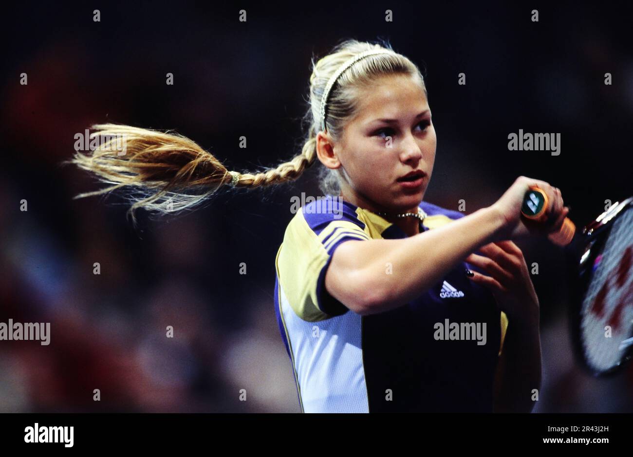 Anna Sergejewna Kurnikowa, russische Tennisspielerin, auf dem Tennisplatz in Aktion. Stockfoto