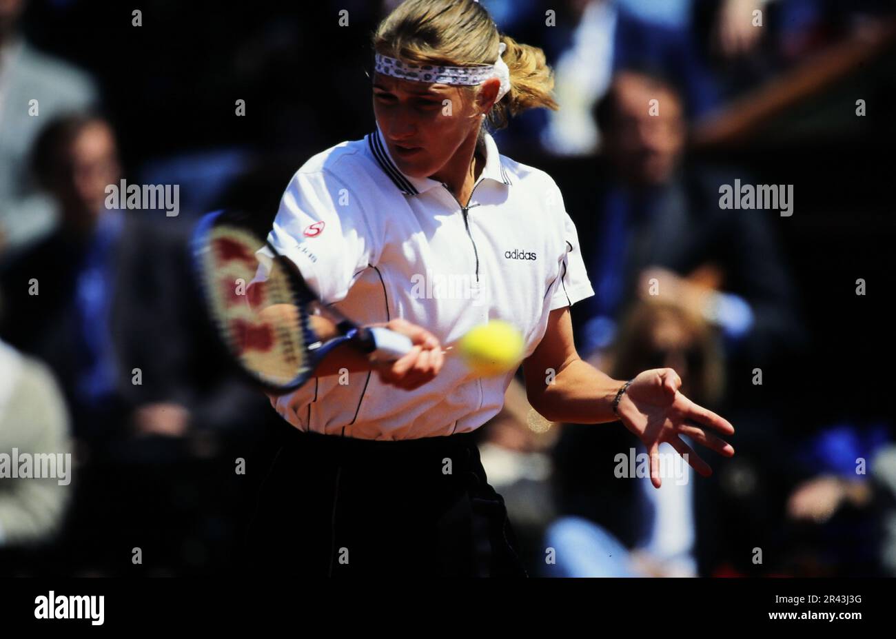 Stefanie Steffi Graf, deutsche Tennisspielerin, auf dem Tennisplatz in Aktion. Stockfoto