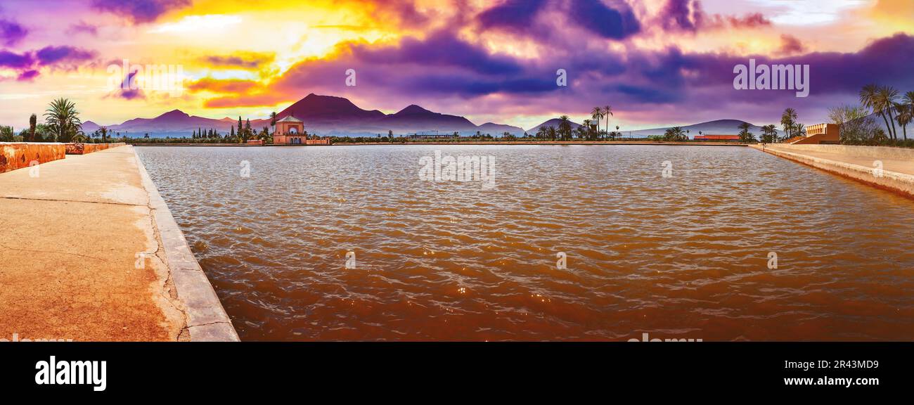 Marrakesch Sehenswürdigkeit und Architektur. Landschaft. szenische Menara Garten. Reisen nach Marokko Marrakesch Stockfoto