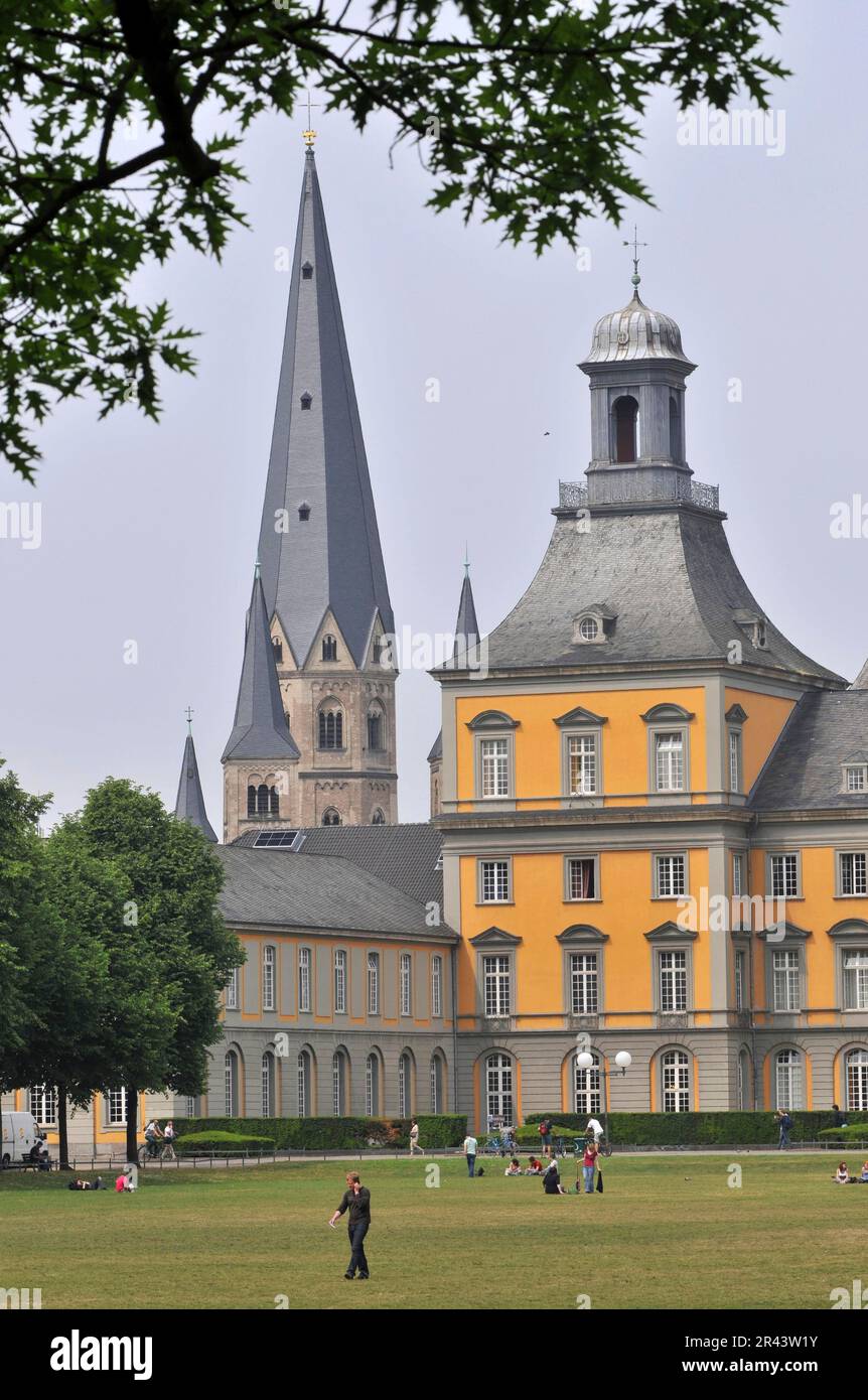 Rheinische Friedrich-Wilhelms-Universität Bonn, HE, Basilika, Kirche, Bonner Münster, Bonn, Nordrhein-Westfalen, Deutschland Stockfoto