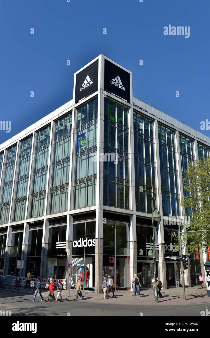 ADIDAS Store, Tauentzienstrassse, Charlottenburg, Berlin, Deutschland Stockfoto