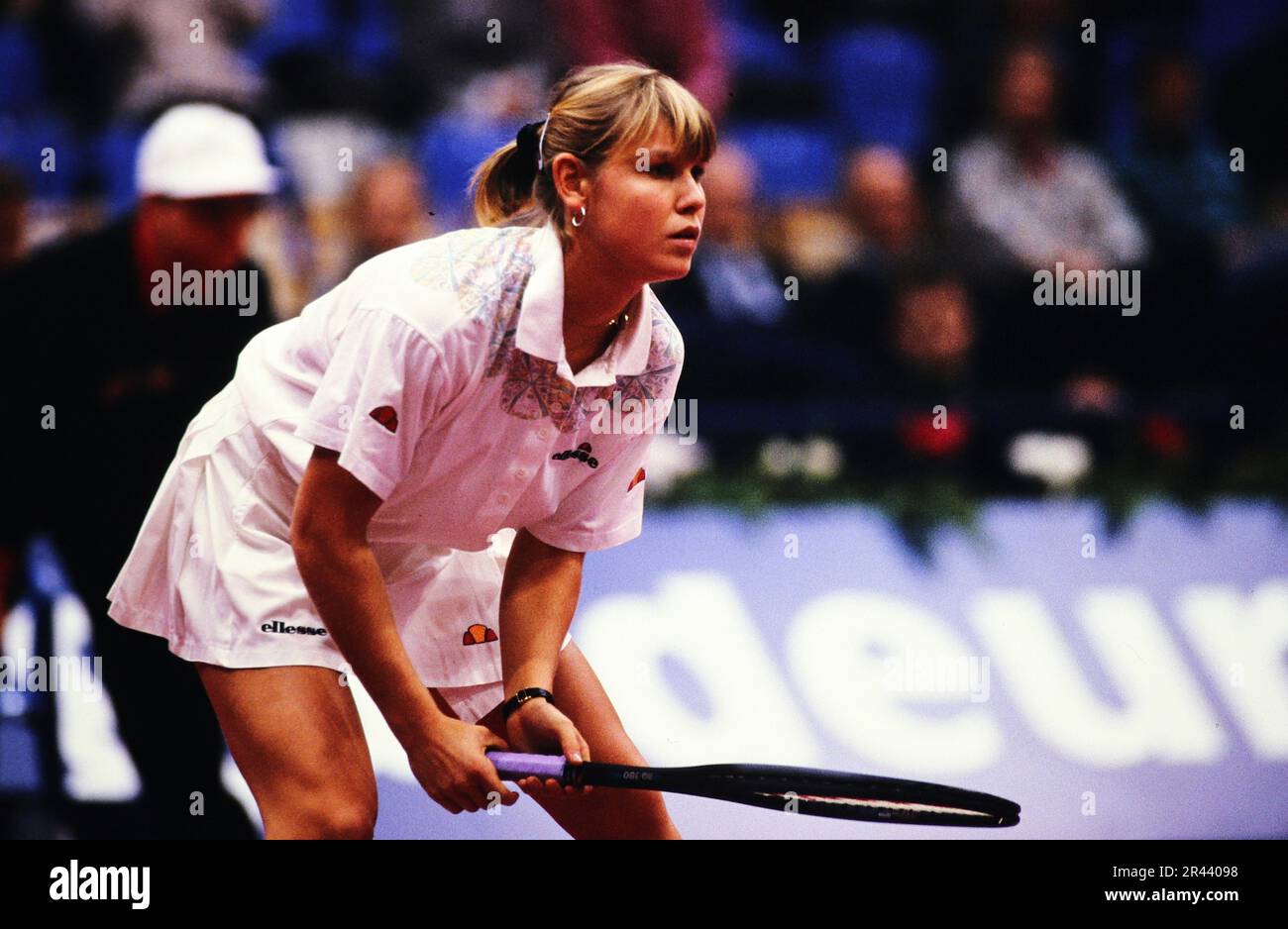 Anke Huber, deutsche Tennisspielerin, auf dem Tennisplatz in Aktion. Stockfoto