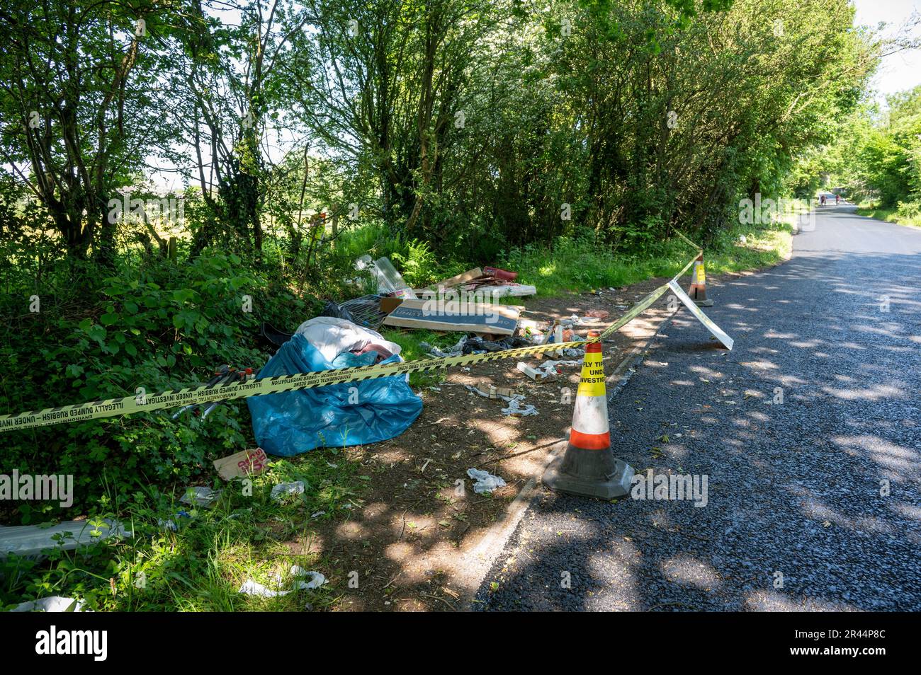 Fly Tipping, Tatort wird untersucht, Walsall, Großbritannien Stockfoto