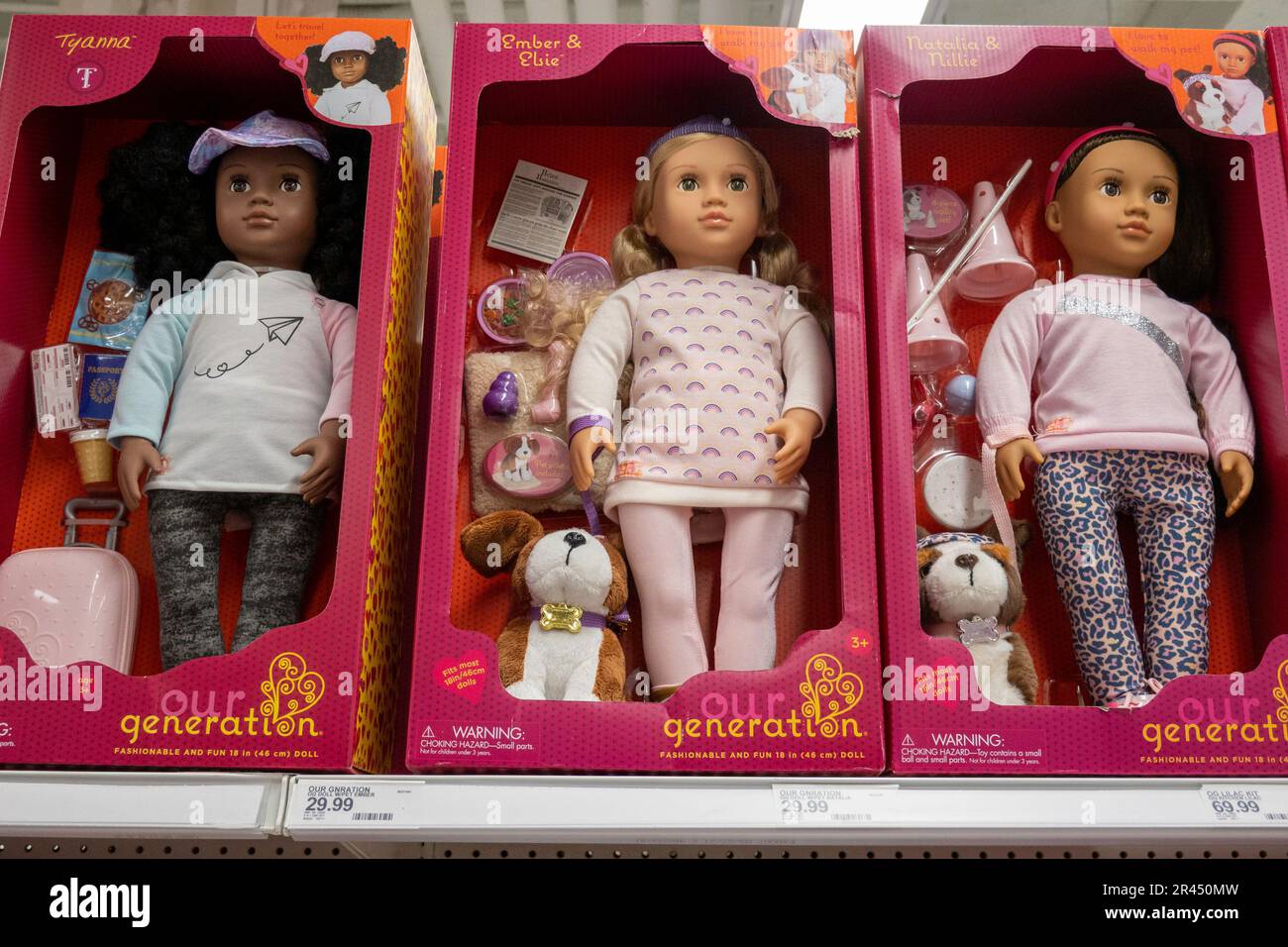 Das Zielgeschäft am Herald Square bietet eine große Auswahl an Merchandise-Artikeln, 2023, New York City, USA Stockfoto