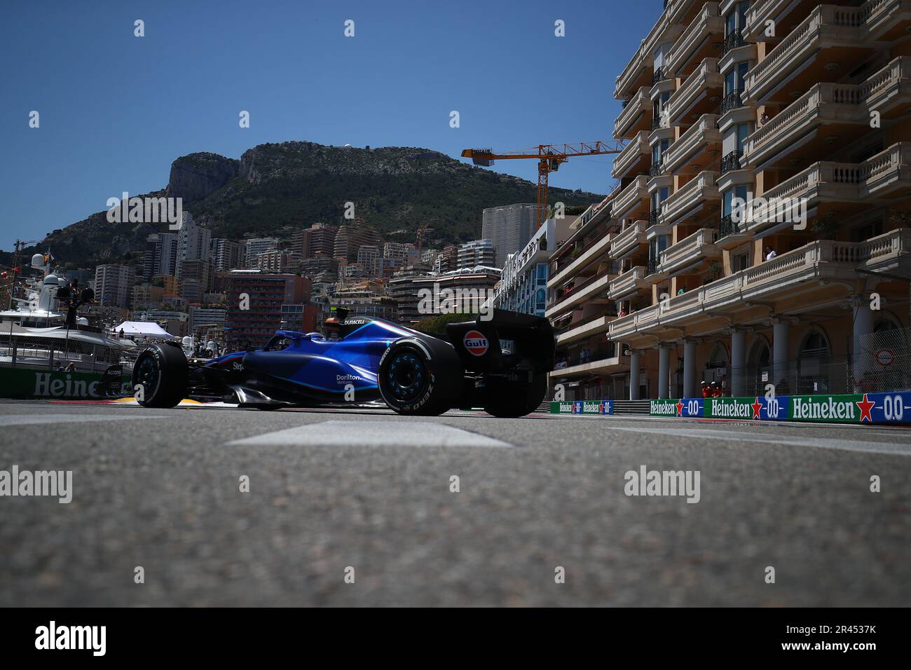 Montecarlo, Monaco. 26. Mai 2023. #02 Logan SarSergeant Williams Racing Mercedes während des Monaco GP, 25-28. Mai 2023 in Montecarlo, Formel 1 Weltmeisterschaft 2023. Kredit: Unabhängige Fotoagentur/Alamy Live News Stockfoto