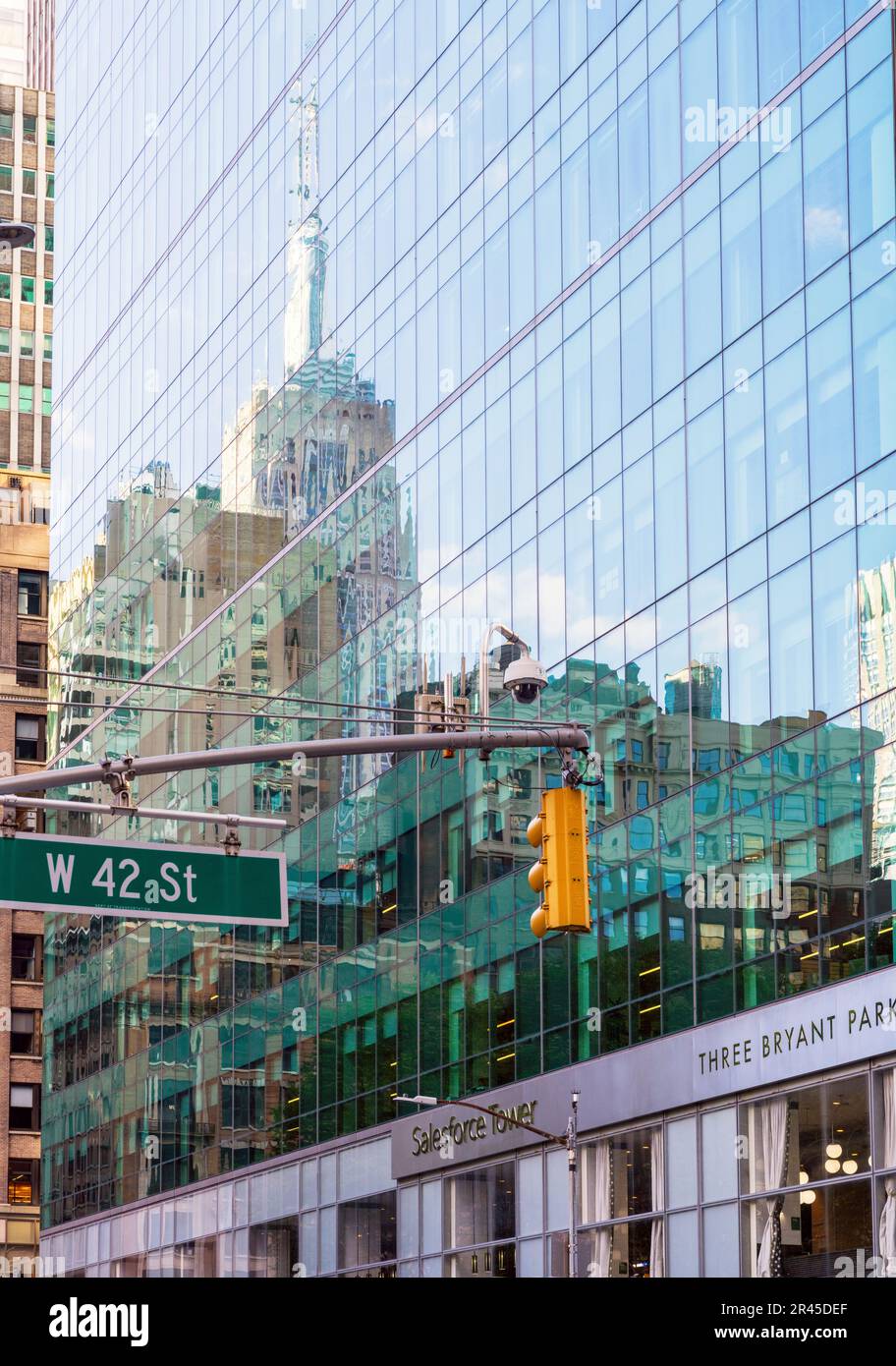 Reflections , Bryant Park Manhatten, New York City, NY, Vereinigte Staaten von Amerika Stockfoto