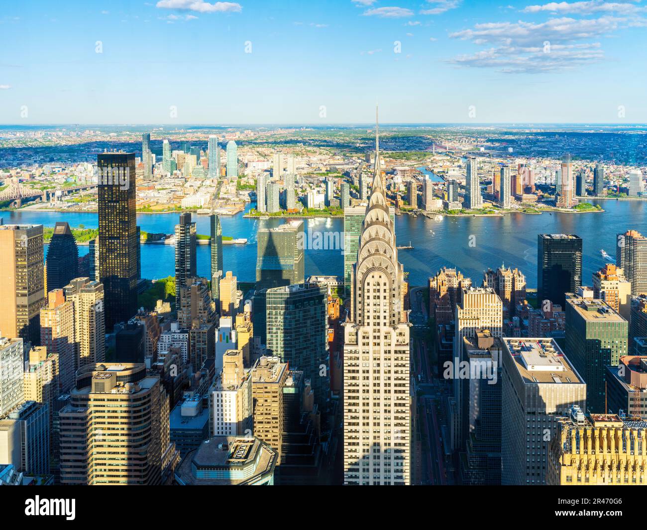 Skyline aus der Sicht von Summit , One Vanderbilt, Observation Skyscraper Platform verspiegelte Innenarchitektur Attraktion von View Manhattans Skyline fr Stockfoto