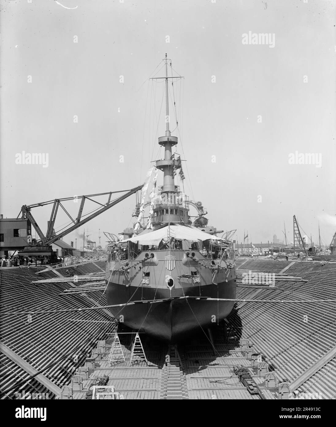 U.S.S. Oregon im Trockendock, Brooklyn Navy Yard, 1898. August-Okt. Stockfoto