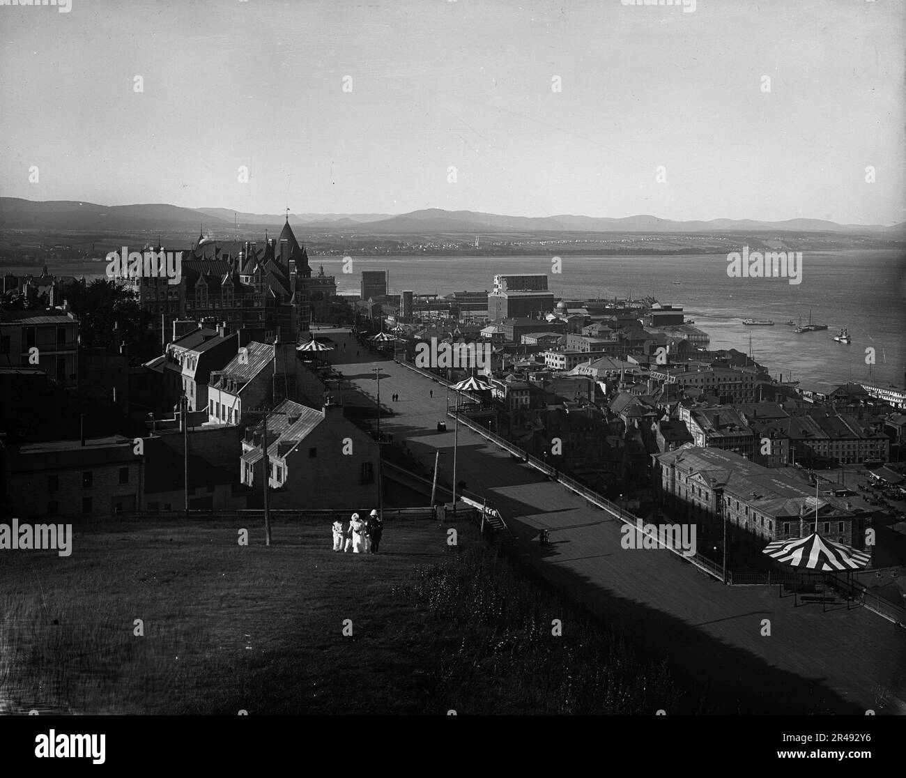 Dufferin Terrace &amp; Chateau Frontenac, Quebec, zwischen 1890 und 1906. Stockfoto