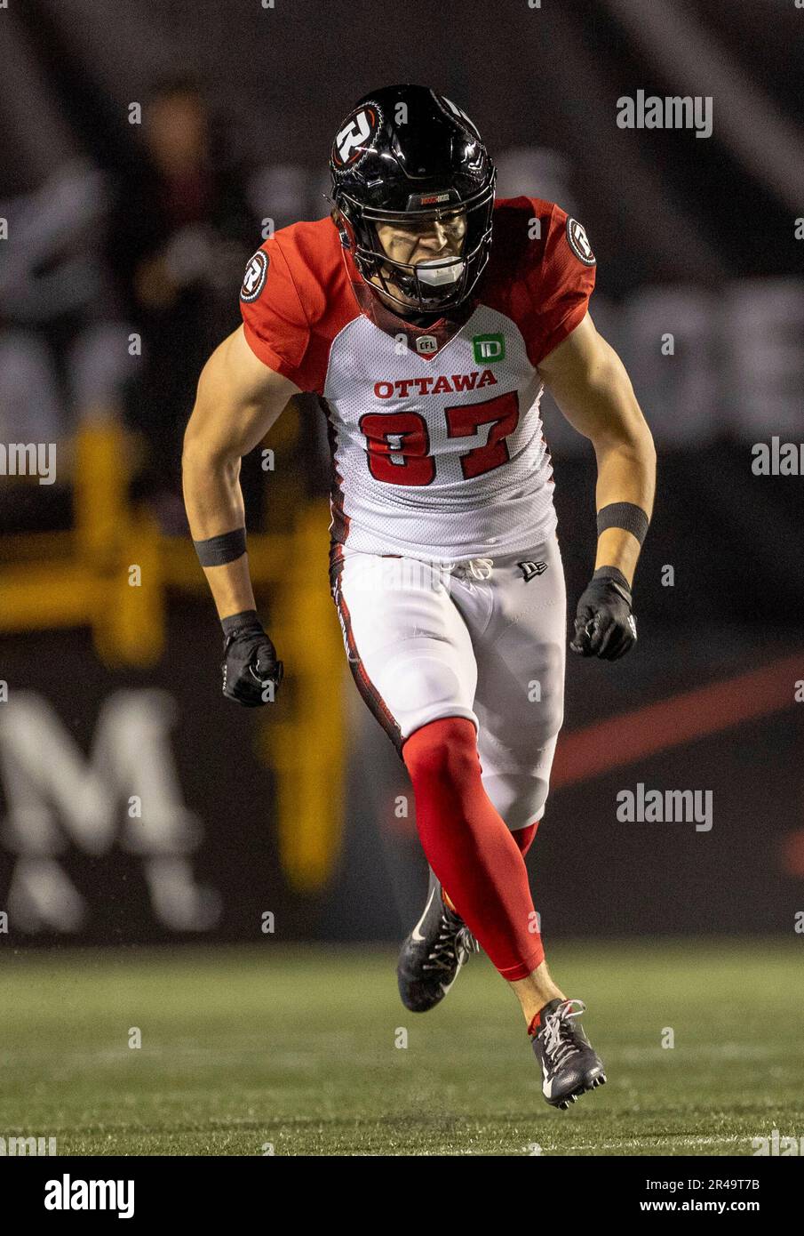 Ottawa, Kanada. 26. Mai 2023 Keaton Bruggeling (87) der Ottawa Redblacks im Vorjahresspiel der Canadian Football League zwischen den Ottawa Redblacks und den besuchenden Montreal Alouettes. Die Alouettes gewannen das Spiel 22:21. Copyright 2023 Sean Burges / Mundo Sport Images / Alamy Live News Stockfoto