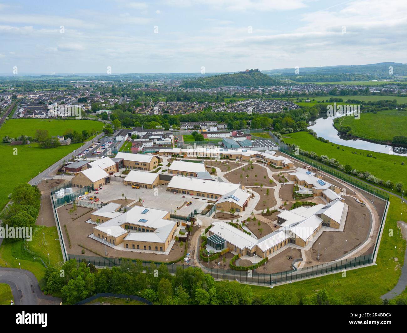 Luftaufnahme vor der Eröffnung der neuen HMP und YOI Stirling, eines neuen Frauengefängnisses in Schottland, Vereinigtes Königreich Stockfoto