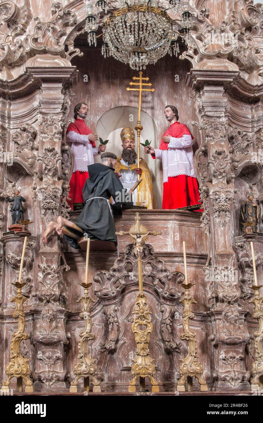 Kirche von Sao Francisco de Assis, Statue von Papst Innocent III., Sao Joao del Rey, Minas Gerais, Brasilien Stockfoto