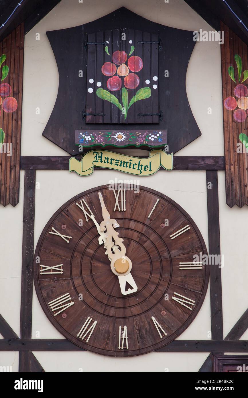 Gernrode Harz Uhrenfabrik Kuckusuhren Stockfoto