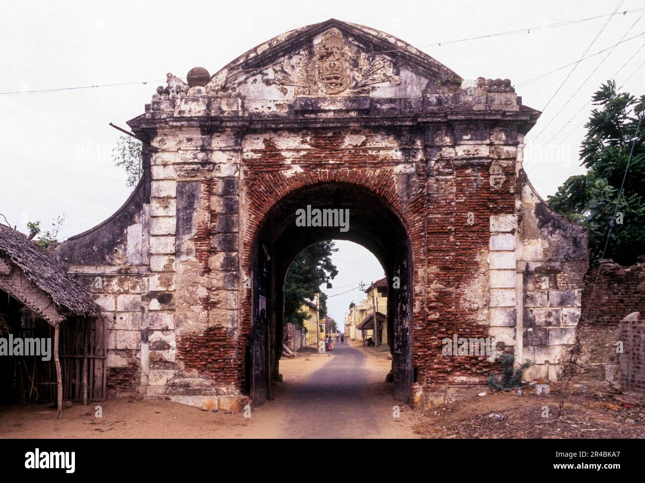 Entrance Arch Danish Settlement, Tranquebar Tarangambadi, Tamil Nadu, Südindien, Indien, Asien Stockfoto
