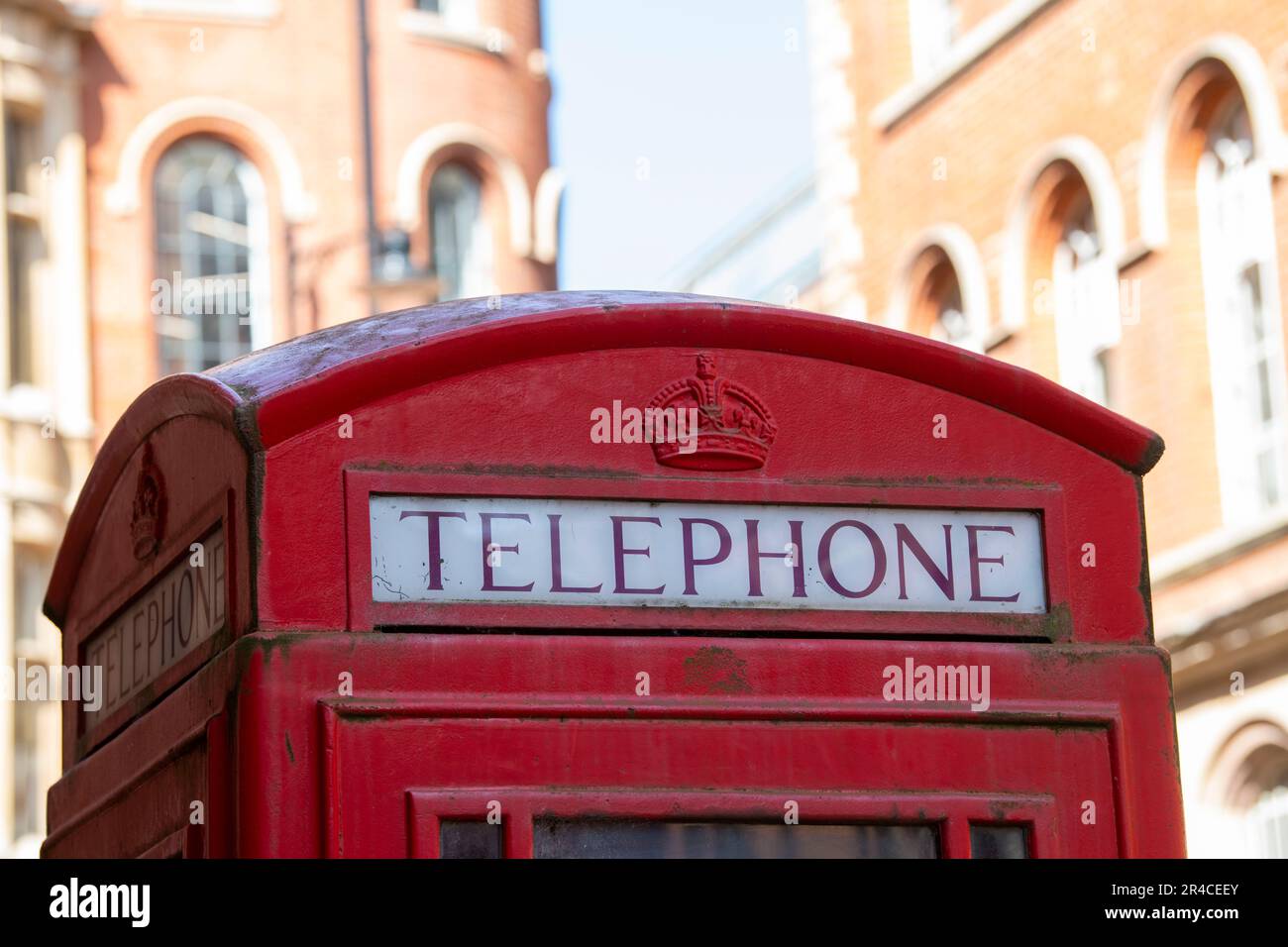 Red Phone Box Broadway im Lace Market Area von Nottingham City, Nottinghamshire England Großbritannien Stockfoto