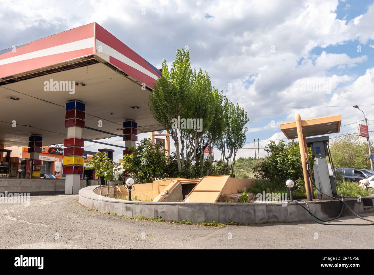 Alte Tankstelle in Eriwan Armenien Stockfoto