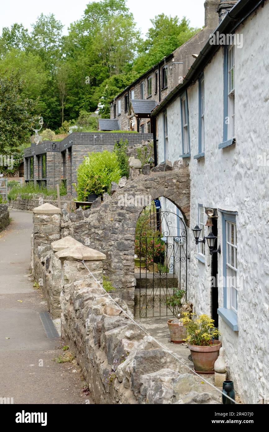 Rund um die Cheddar Gorge eine Touristenattraktion in Somerset UK Somerset Cottages Stockfoto