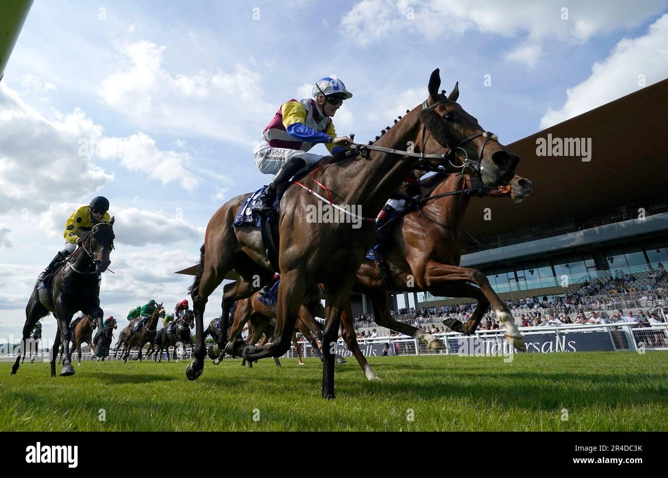 Timourid Riaded by J M Sheridan gewinnt das Novibet Guineas Festival Handicap auf der Curragh Racecourse in County Kildare, Irland. Foto: Samstag, 27. Mai 2023. Stockfoto