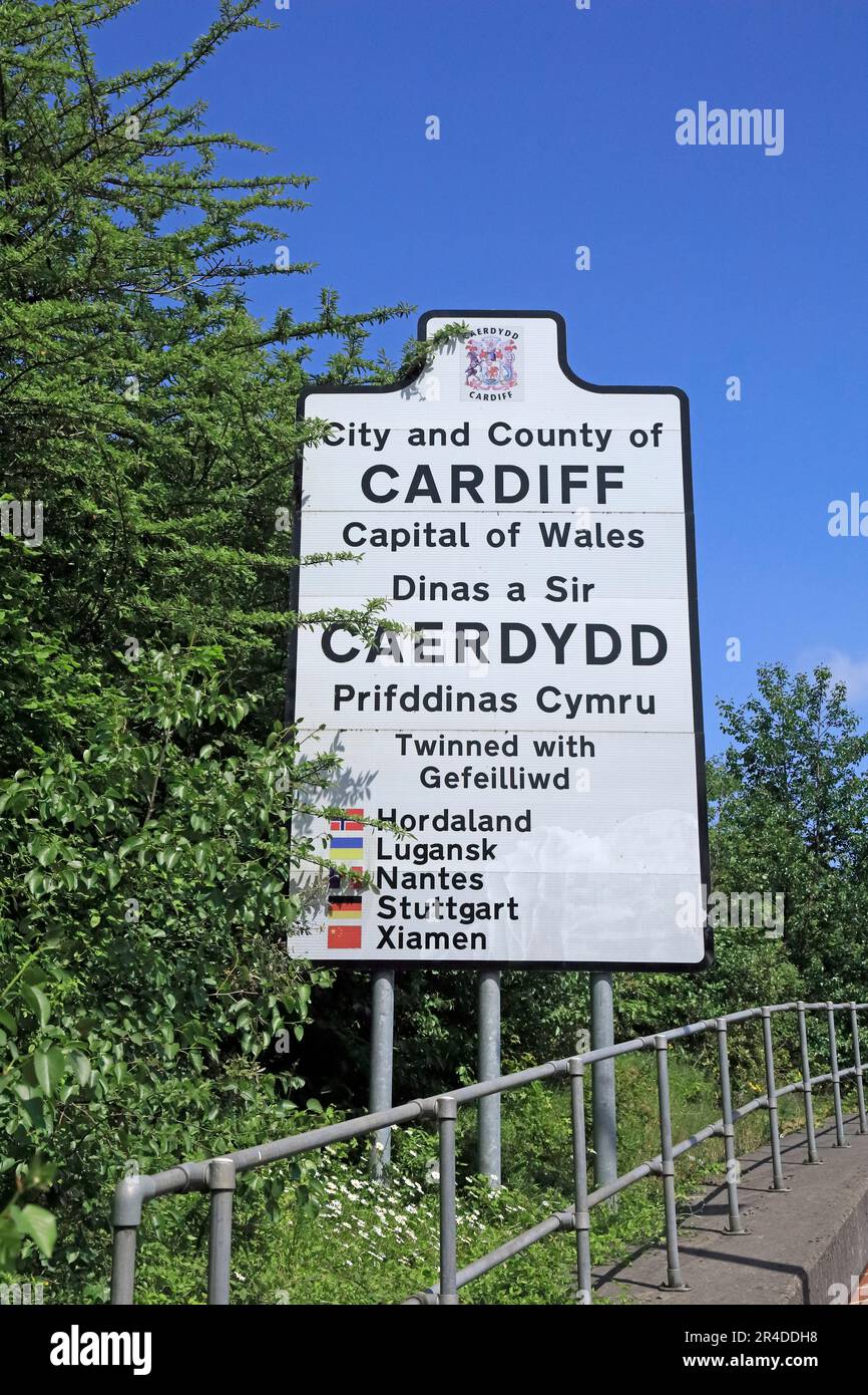 Schild für Stadt und Bezirk Cardiff. Aufgenommen Am 2023. Mai. Sommer Stockfoto
