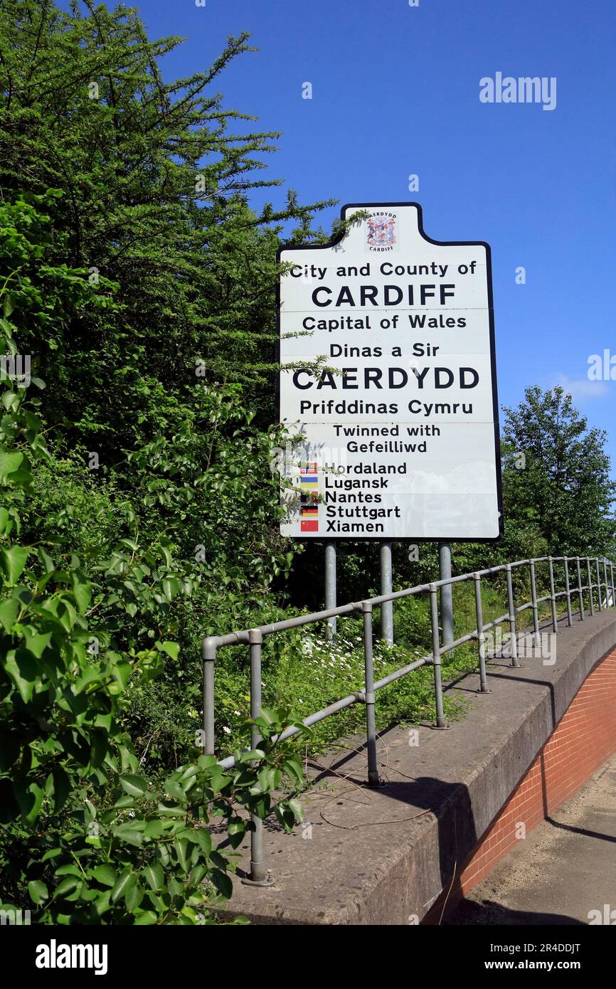 Schild für Stadt und Bezirk Cardiff. Aufgenommen Am 2023. Mai. Sommer Stockfoto