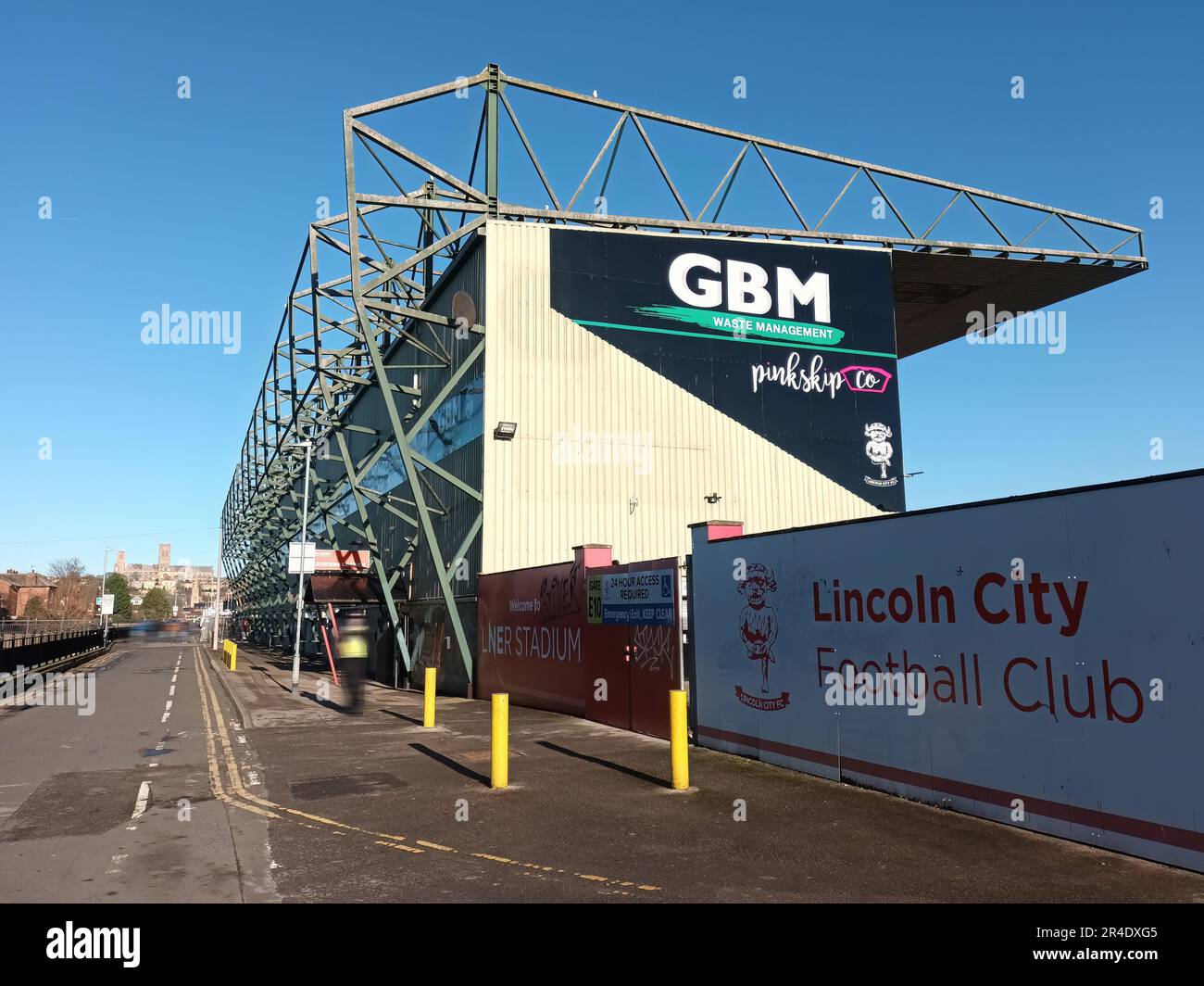 Sincil Bank ist das Heimstadion des Lincon City Football Club in Lincolnshire, Großbritannien Stockfoto