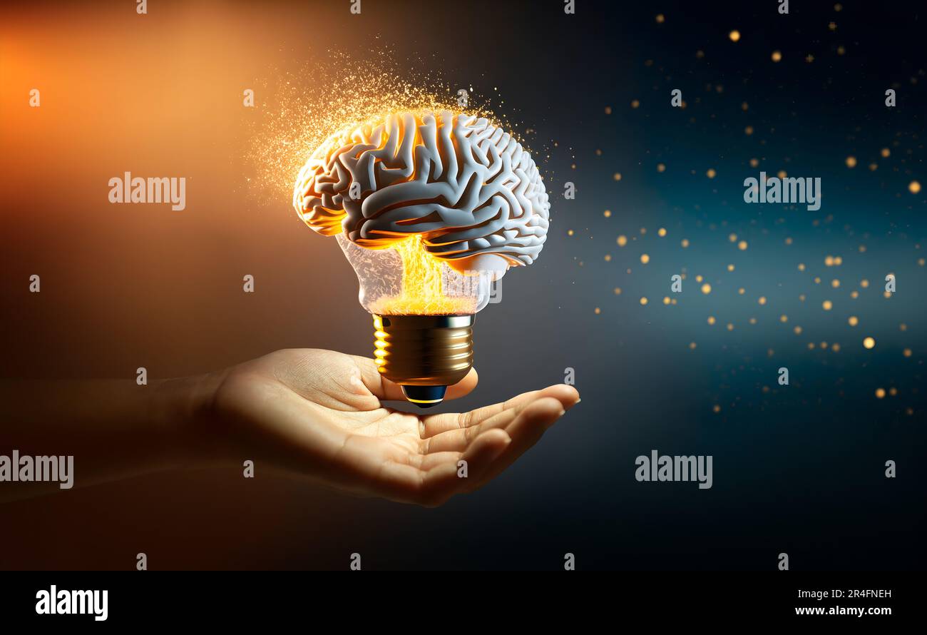 Geschäftsmann hält Glühbirnen mit Gehirn innen und Low Poly Drahtgestell außen. Kreative und innovative Inspiration. Business Bright Idee Konzept. Stockfoto