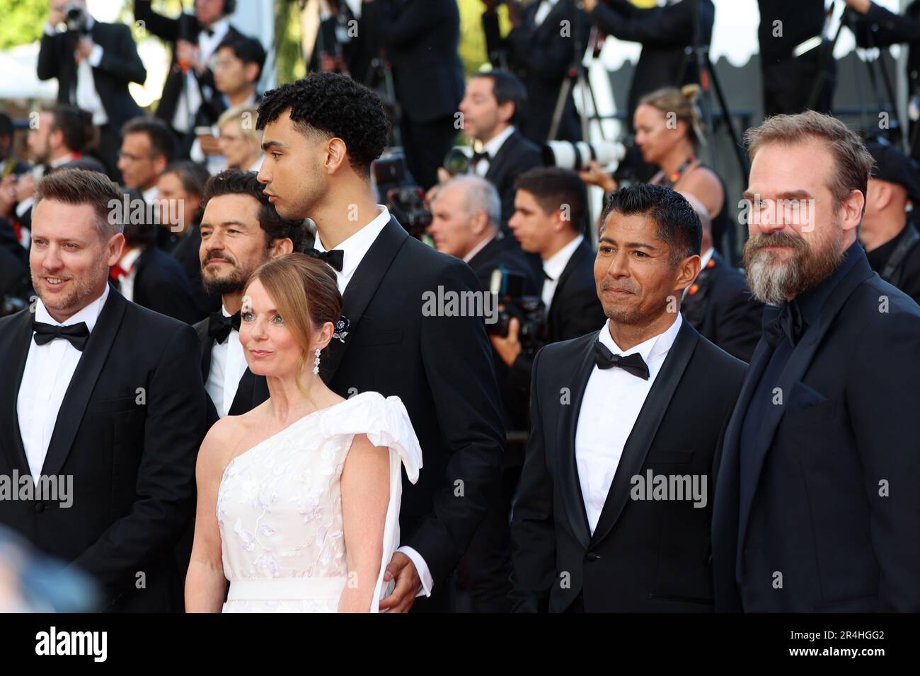 Cannes, Frankreich. 28. Mai 2023. CANNES, Frankreich 27. Mai 2023; Archie Madekwe, Orlando Bloom, Neill Blomkamp, Geri Halliwell Horner, David Harbour und Asad Qizilbash nehmen am 27. Mai 2023 im Palais des Festivals am 76. Mai an der Vorführung und Abschlusszeremonie des roten Teppichs in Cannes Teil. Bild, Bild und Copyright Thierry CARPICO/ATP Images (CARPICO Thierry/ATP/SPP) Foto Presse SPP. Alamy Live News Stockfoto