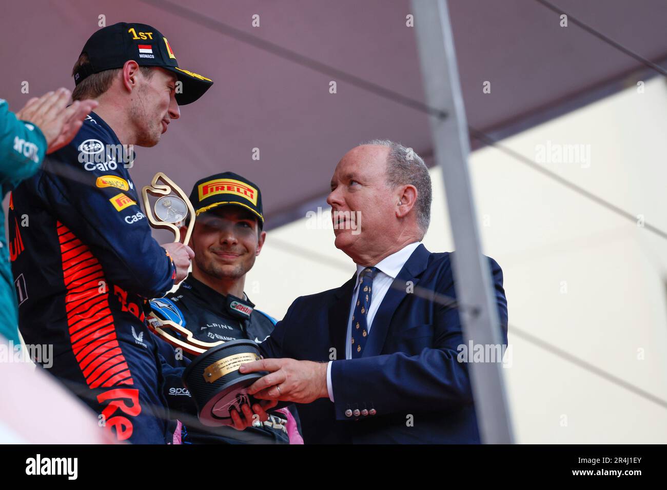 Monte-Carlo, Monaco. 28. Mai 2023. #1 Max Verstappen (NLD, Oracle Red Bull Racing), Prinz Albert II. Von Monaco, F1. Grand Prix von Monaco am Circuit de Monaco am 28. Mai 2023 in Monte-Carlo, Monaco. (Foto von HIGH TWO) dpa/Alamy Live News Stockfoto