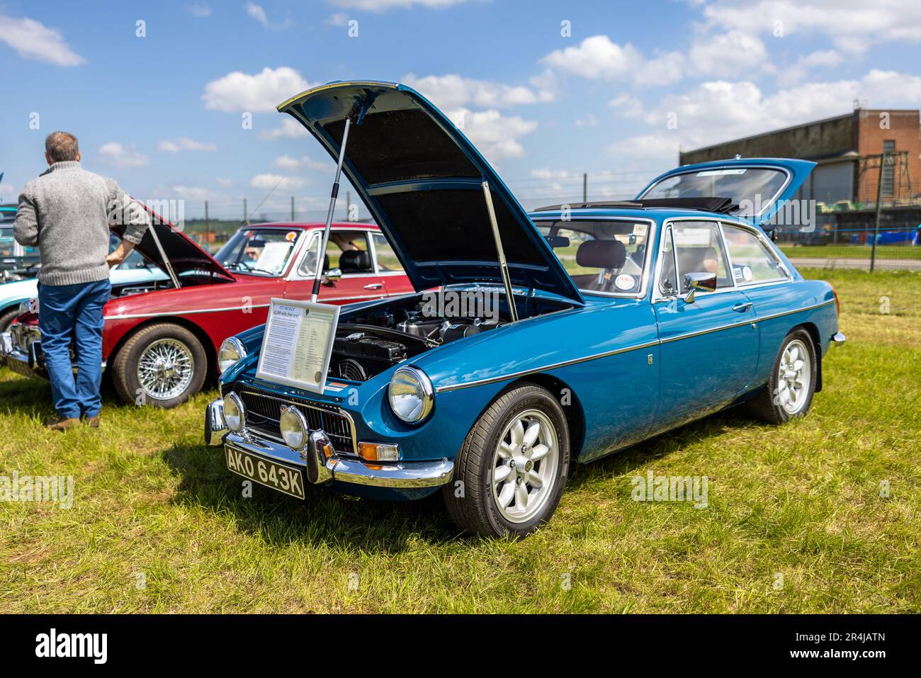 1971 MGB GT 1,8, ausgestellt auf der Abingdon Air & Country Show am 20. Mai 2023. Stockfoto