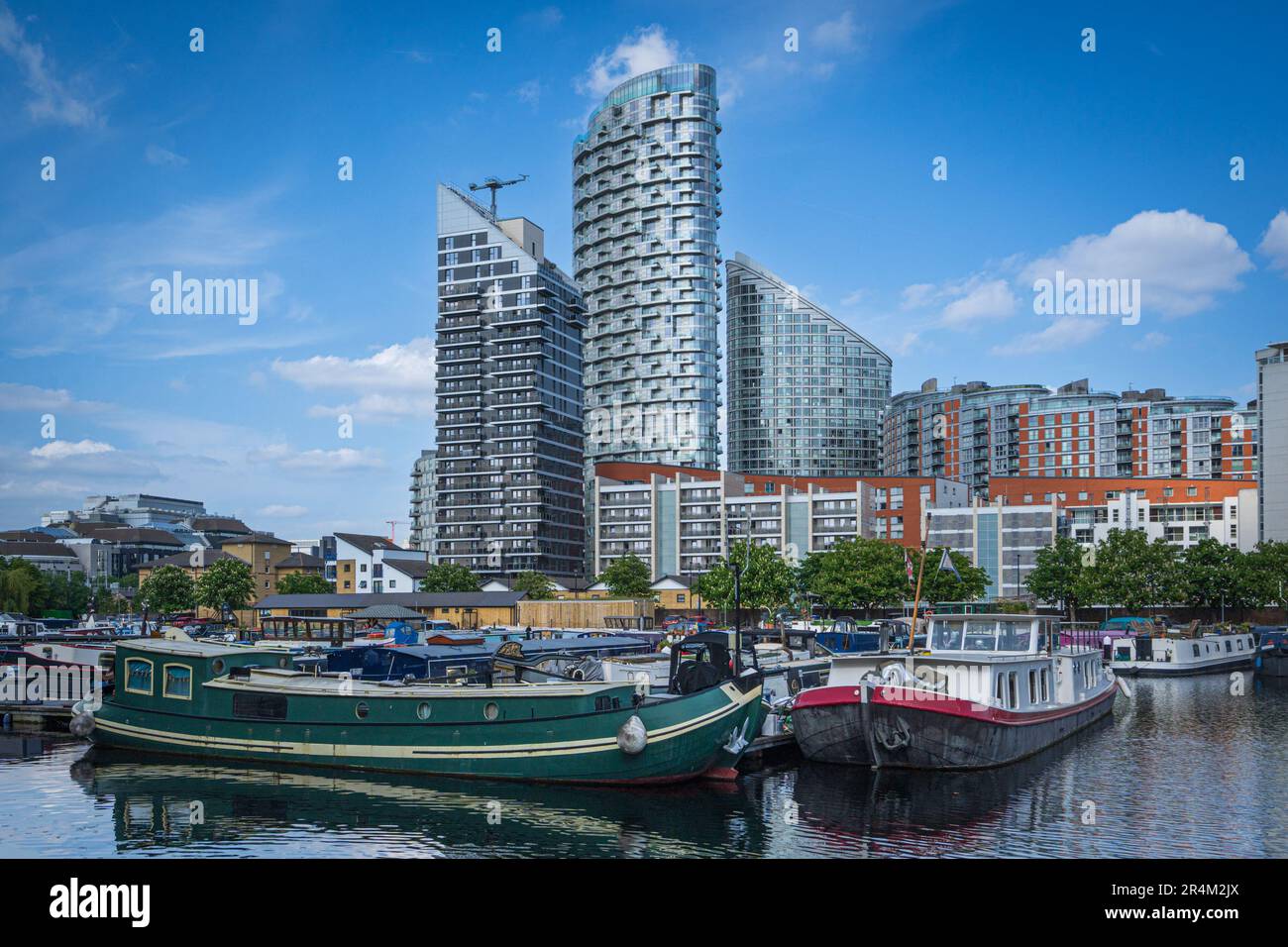 Poplar Dock Marina in Canary Wharf London Stockfoto