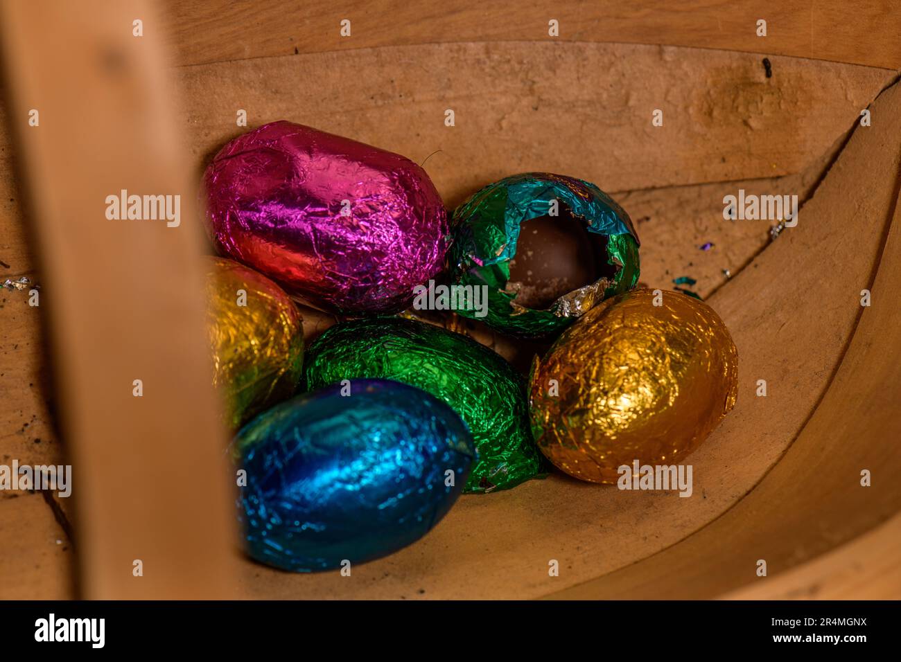 Ostern, eine Maus hat die Ostereier, Stockfoto