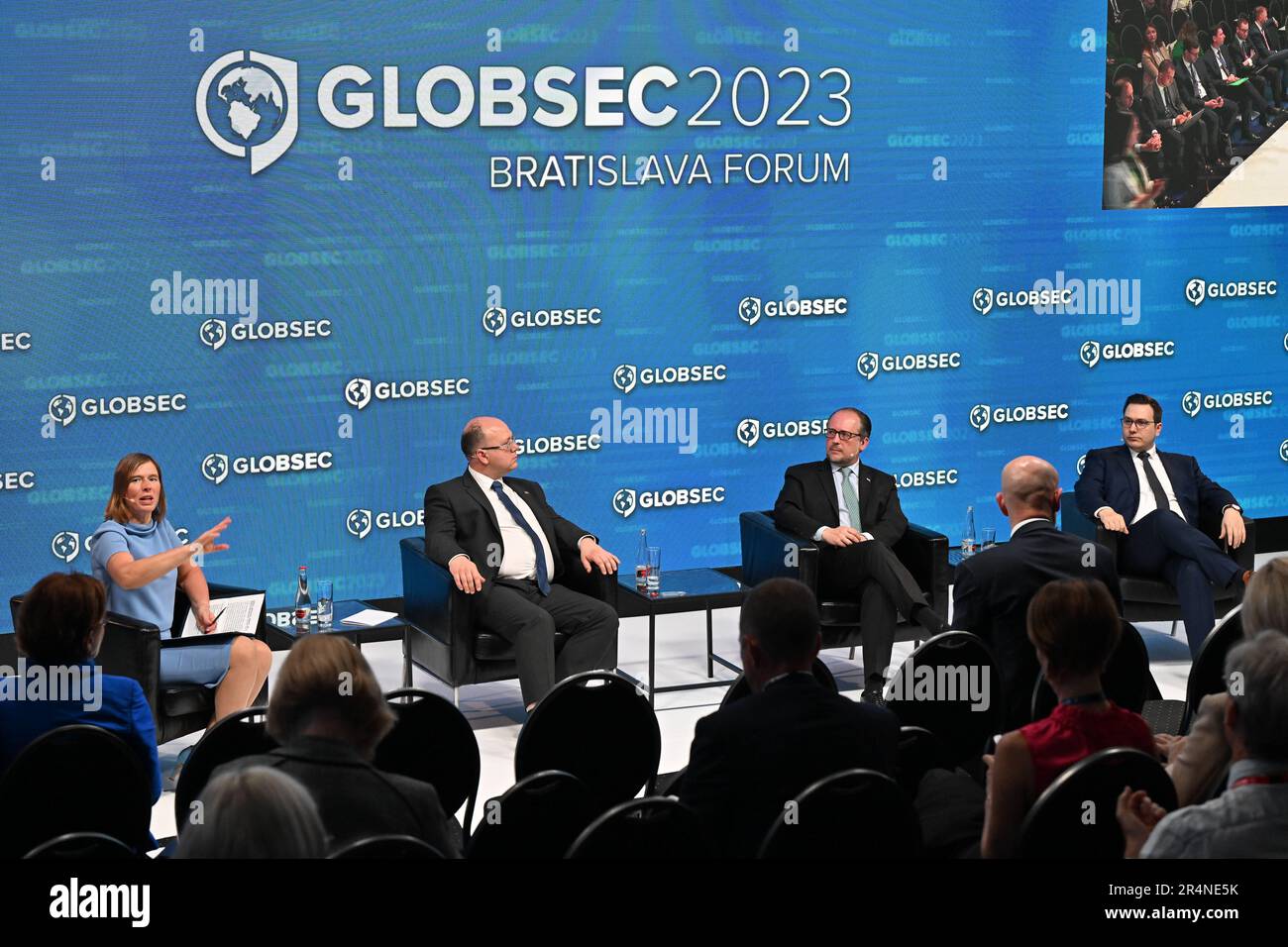 Schne Internationale Sicherheit Und Estland 2023 Bilder