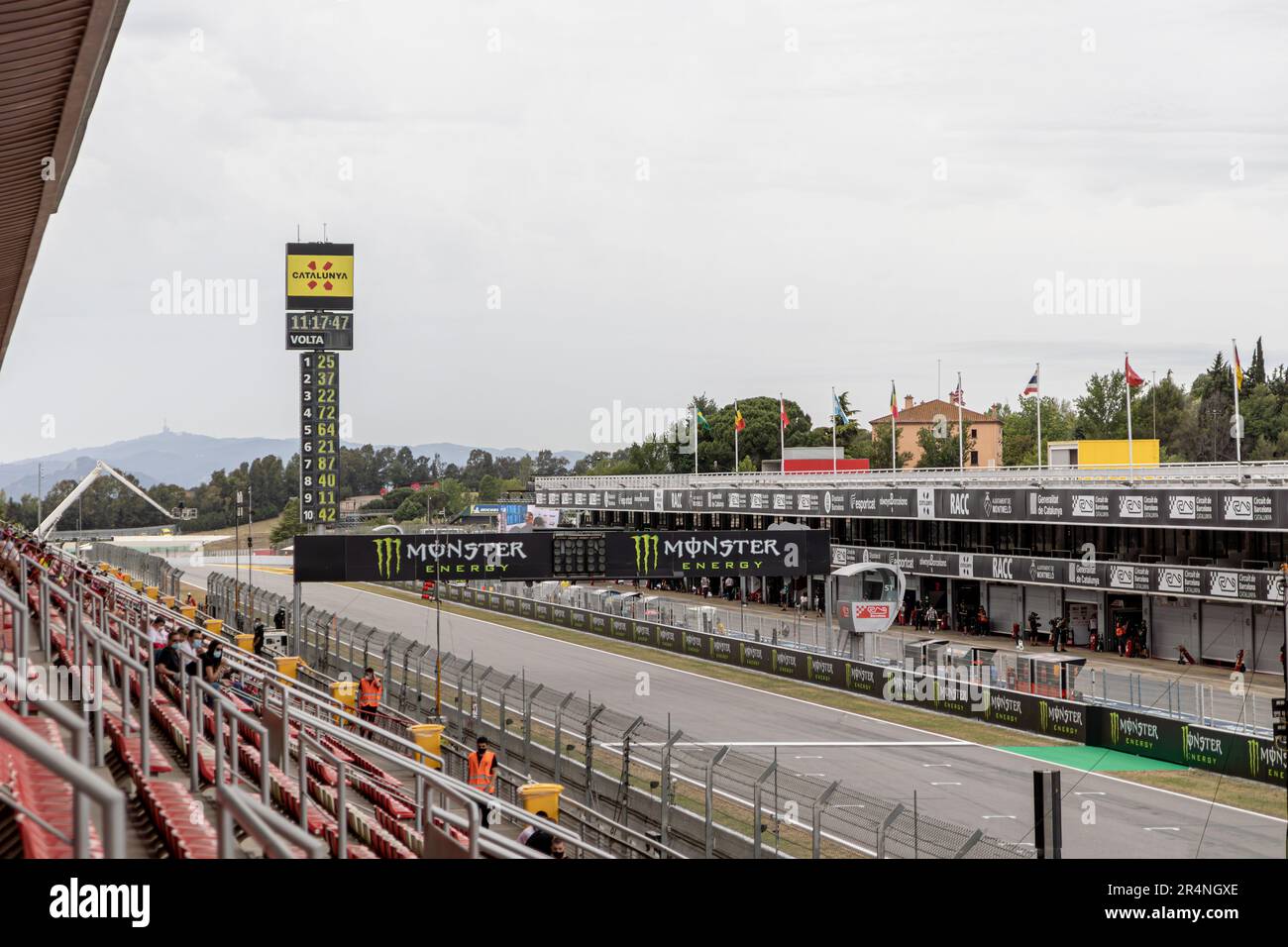 MONTMELLO, SPANIEN – 4. JUNI 2021: Startlinie des Circuit de Barcelona-Catalunya Stockfoto