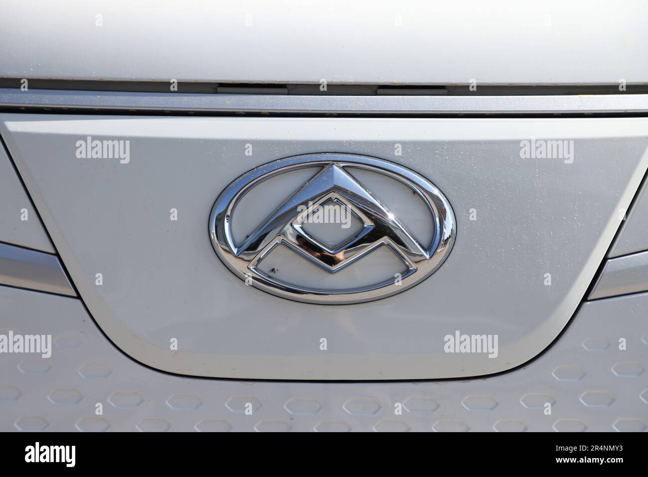 Maxus symbol -Fotos und -Bildmaterial in hoher Auflösung – Alamy