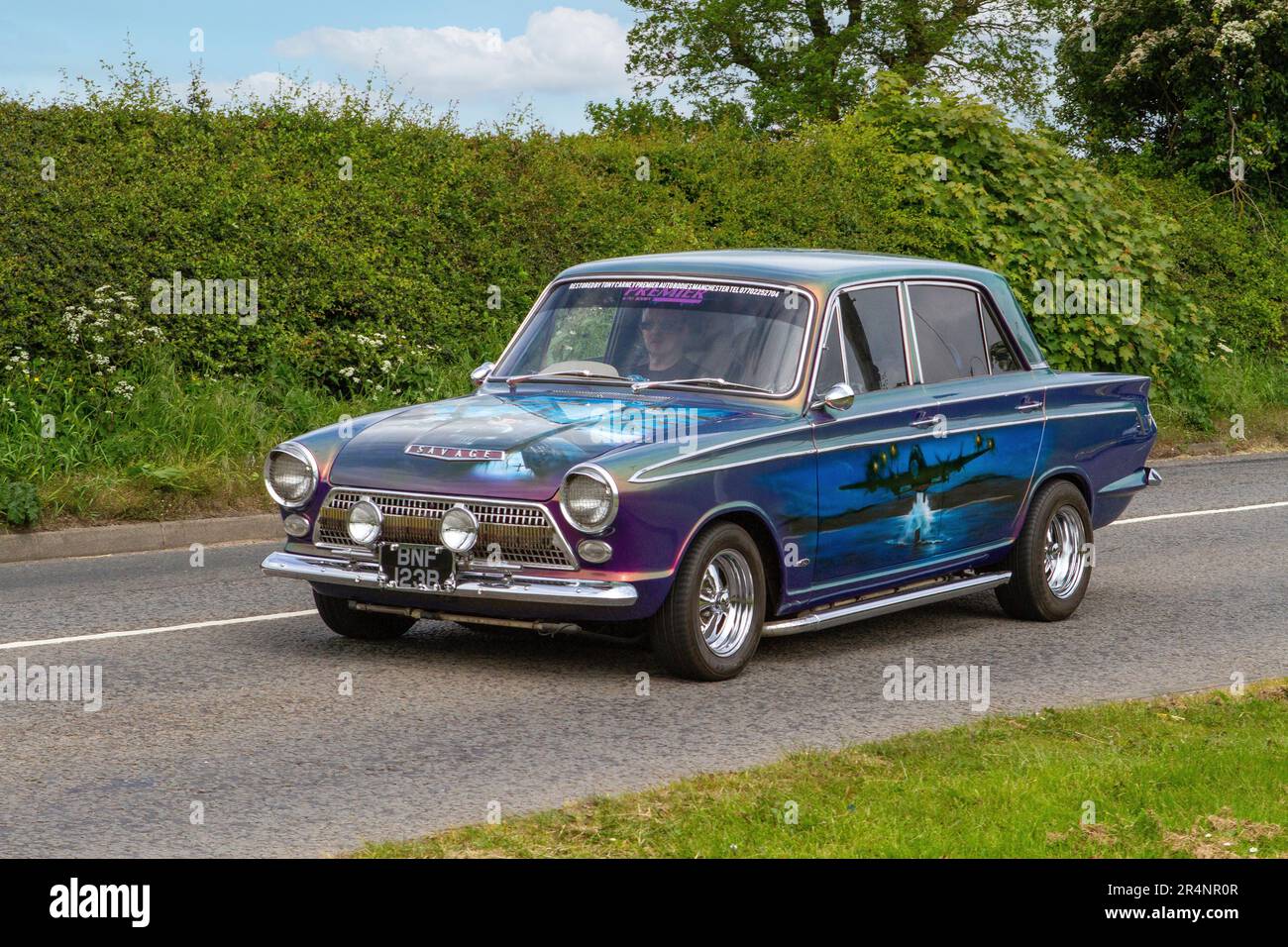 Ford Cortina Super Modified Custom Classic & Oldtimer und Motorräder freuen sich, wieder zum Cheshire Classic Car zurückzukehren Stockfoto