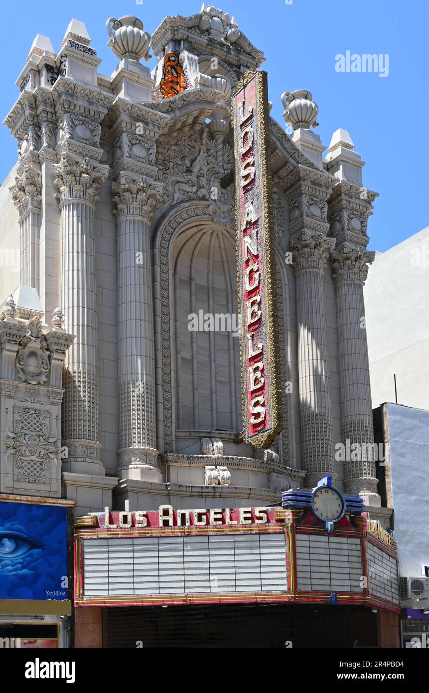 LOS ANGELES, KALIFORNIEN - 17. MAI 2023: Los Angeles Theatre am Broadway in Downtown Los Angeles. Stockfoto