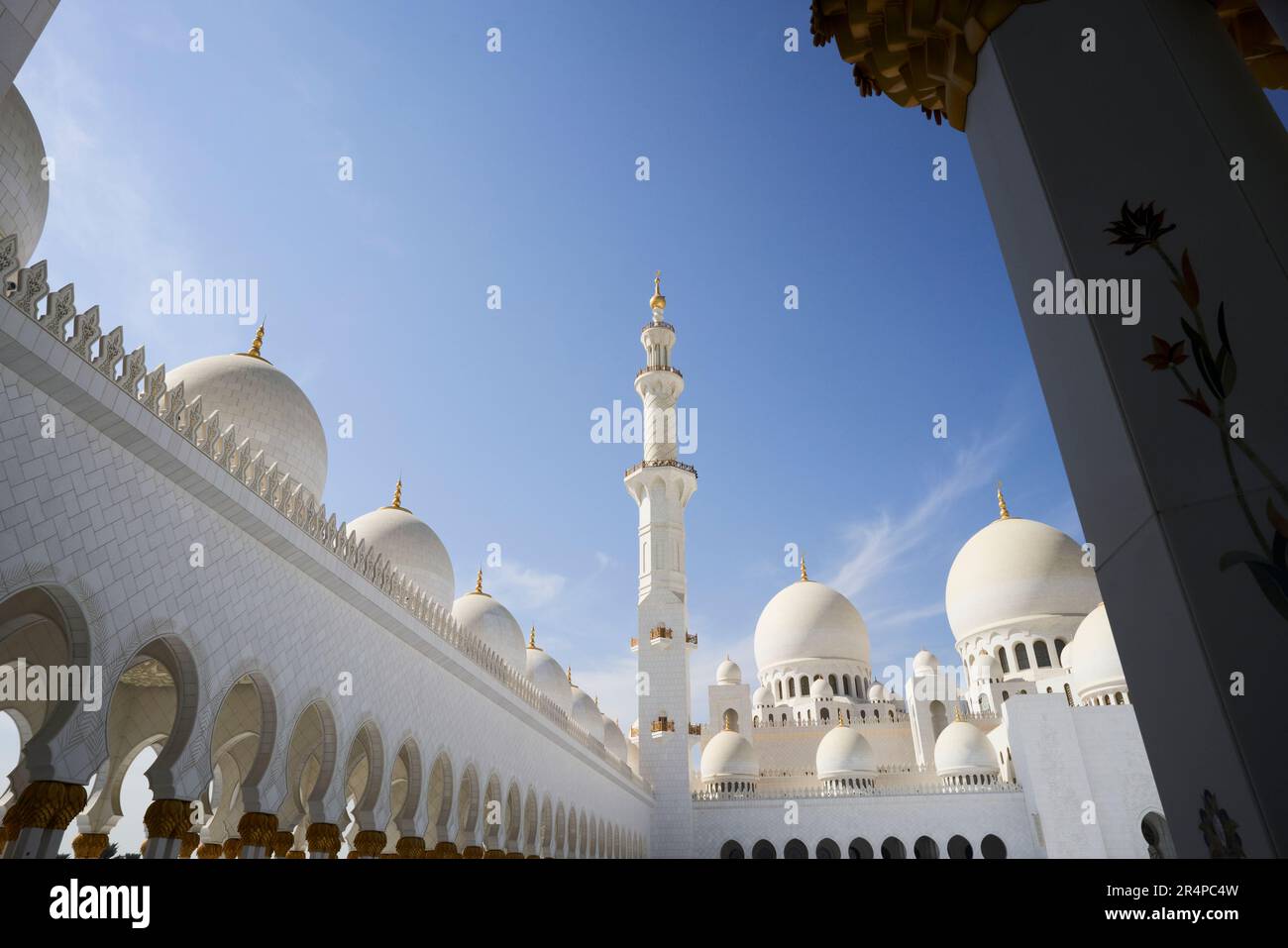 Die Scheich-Zayid-Moschee, Abu Dhabi, Vereinigte Arabische Emirate Stockfoto