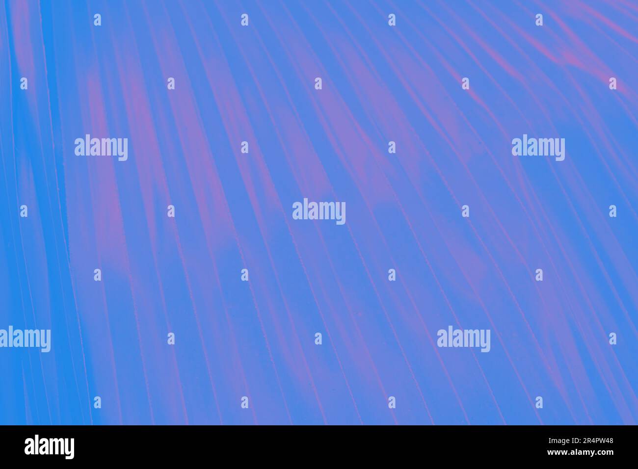 Abstrakter Hintergrund in Blau und Pink mit weichen Streifen Stockfoto