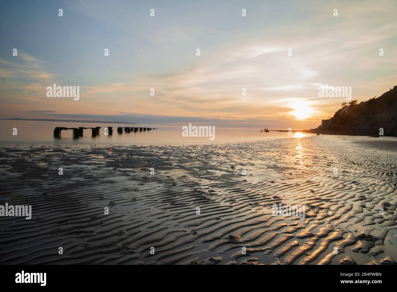 West Shore Beach, Llandudno, North Wales - Abenduntergang an diesem versteckten Juwel Stockfoto