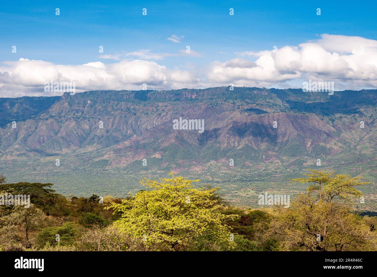 Felswände am Rand des ostafrikanischen Rift Valley. Kenia, Afrika. Stockfoto