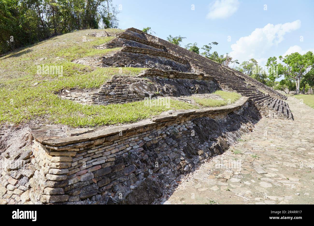 Die majestätischen Ruinen von El Tajin in Veracruz sind einige der kunstvollsten und einzigartigsten mesoamerikanischen Ruinen in Mexiko Stockfoto