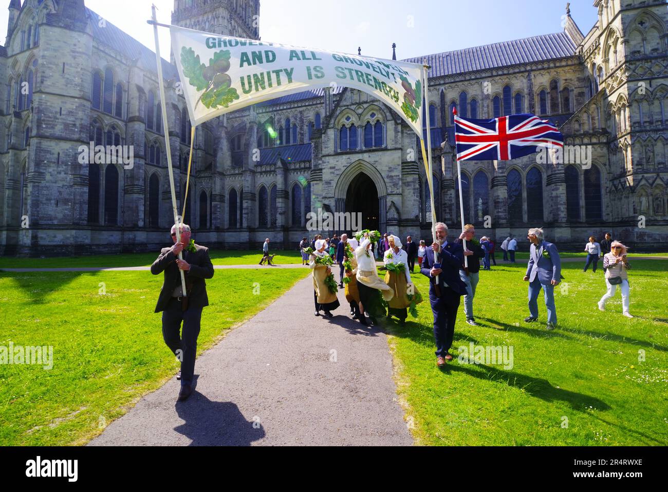 Oak Apple Day Findet Am 29 Mai Statt Es Geht Zur ck Auf Etwa 1603 oak-apple-day-findet-am-29-mai-statt-es-geht-zur-ck-auf-etwa-1603