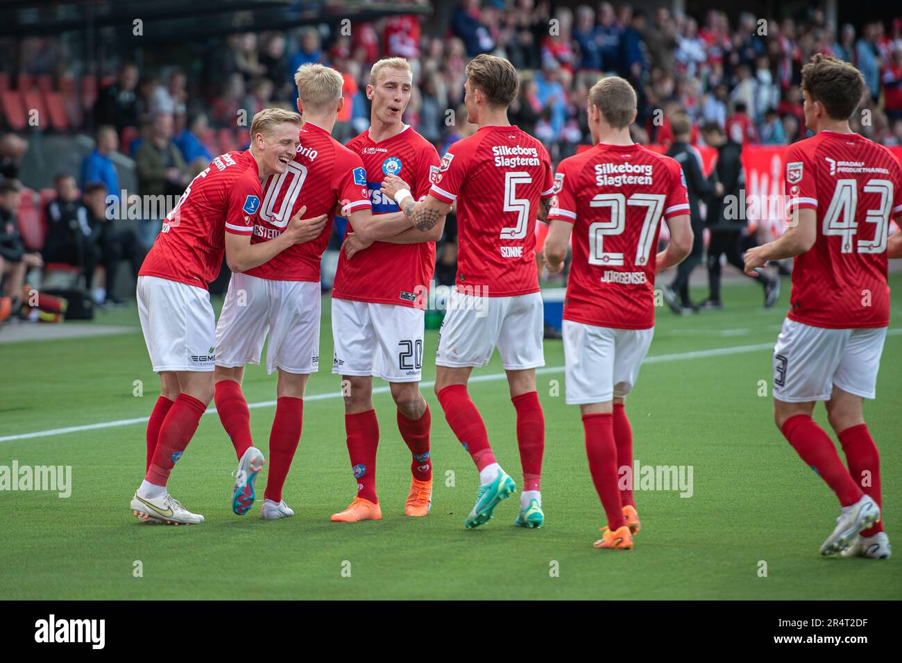 Silkeborg, Dänemark. 29. Mai 2023. Soren Tengstedt (10) von Silkeborg IF gleicht 3-3 beim 3F. Superliga-Spiel zwischen Silkeborg IF und FC Midtjylland im Jysk Park in Silkeborg aus. (Foto: Gonzales Photo/Alamy Live News Stockfoto