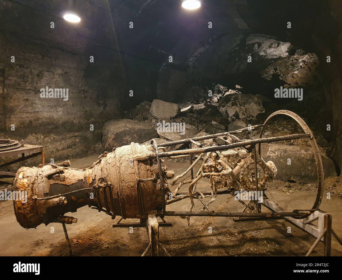 V 2 unterirdische Produktionsanlage, Überreste einer Wunderwaffe Stockfoto