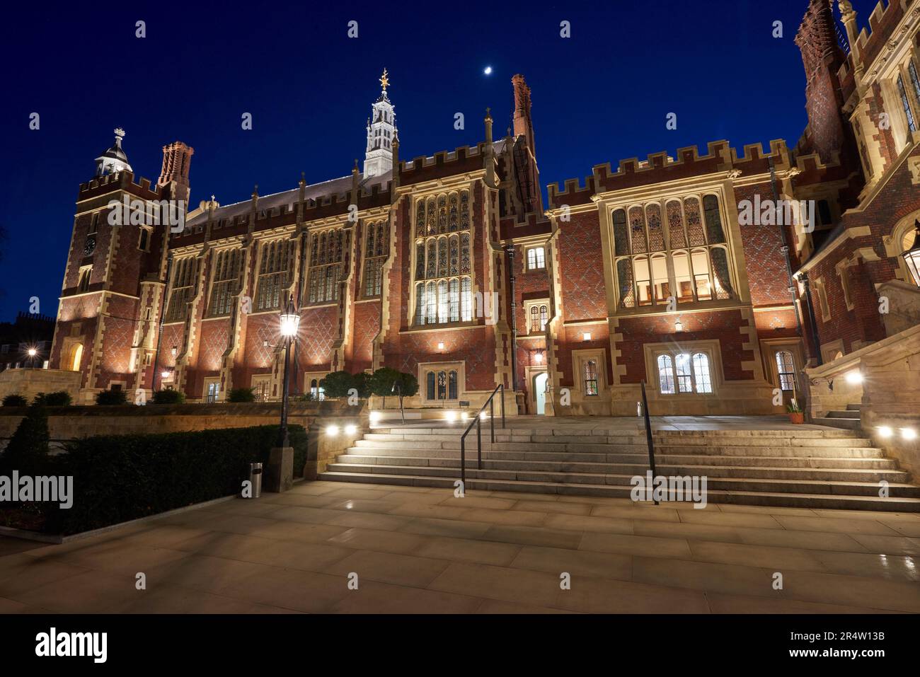 Blick auf Lincoln's Inn Great Hall at Dusk Stockfoto