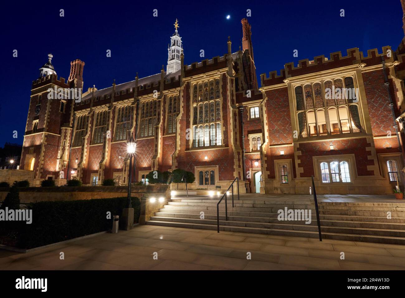 Blick auf Lincoln's Inn Great Hall at Dusk Stockfoto
