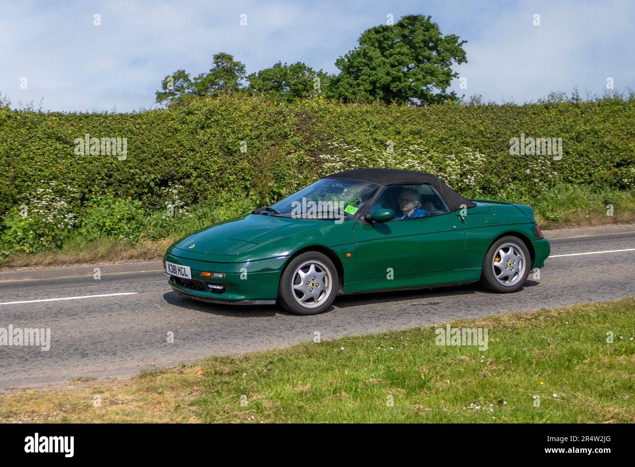 1992 90s Neunziger Green Lotus Elan SE Turbo Roadster 1588 ccm; auf der Capesthorne Hall Cheshire Classic Show, 2023 Stockfoto