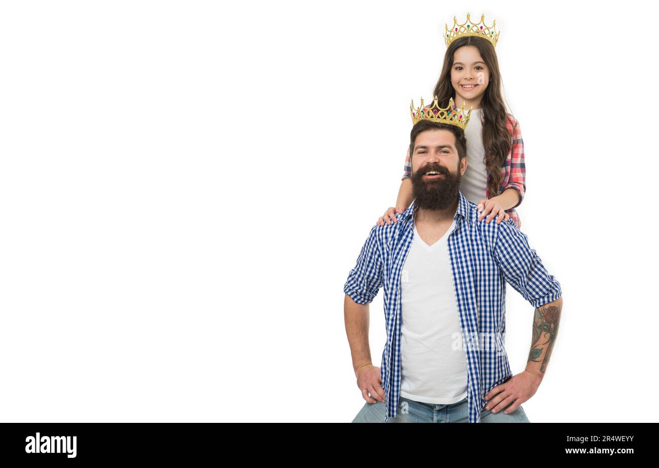 Überprüfe dein Ego. Egoistische Familie. Ein kleines Mädchen und ein