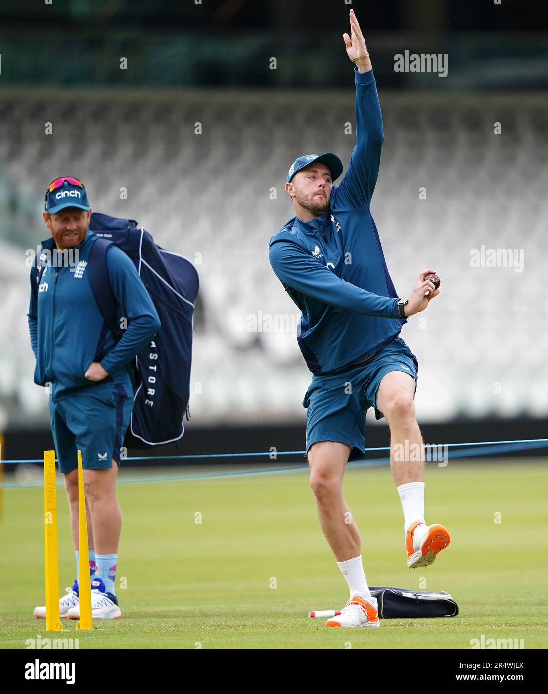 Englands Ollie Robinson während einer Nets-Sitzung auf Lord's Cricket Ground, London. Foto: Dienstag, 30. Mai 2023. Stockfoto