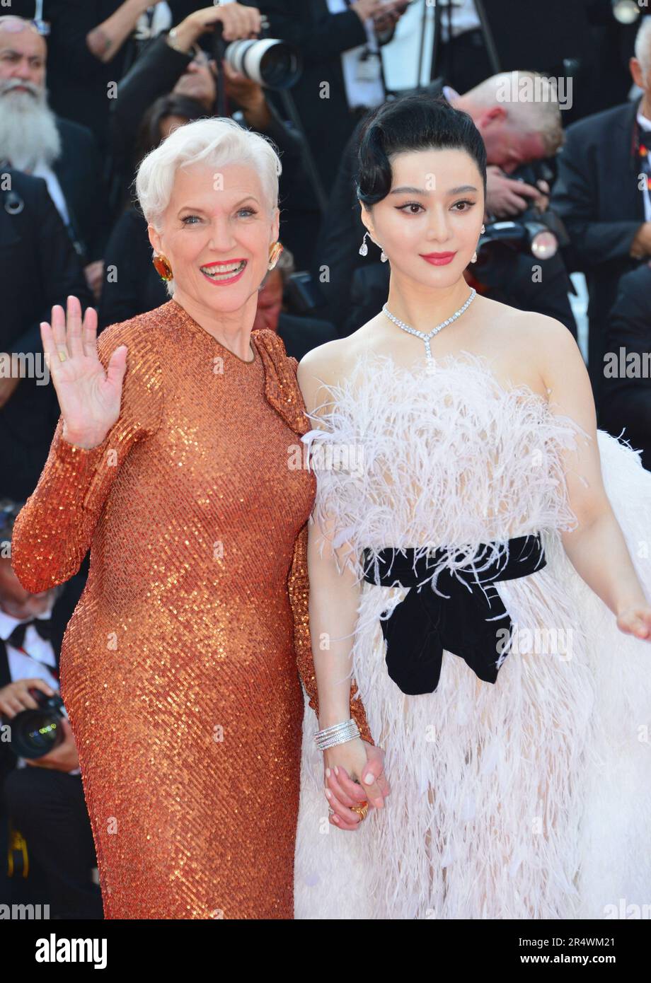 Maye Musk (Kleid von Naeem Khan), Fan Bingbing (Kleid von Tamara Ralph) 'Asteroid City' Cannes Film Festival Screening 76. Cannes Film Festival 23. Mai 2023 Stockfoto